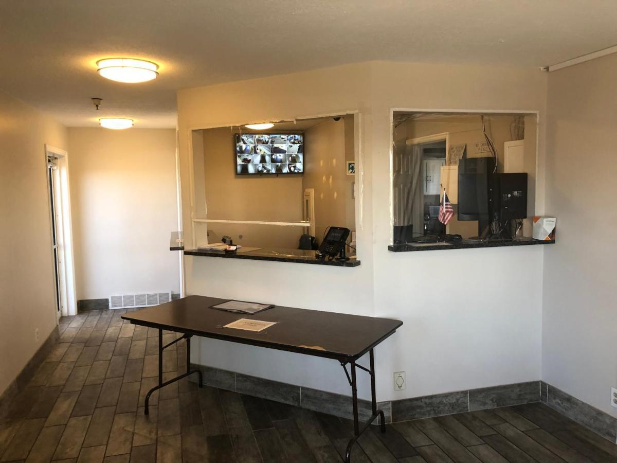 Ameri-Stay Inn & Suites Clearfield Εξωτερικό φωτογραφία