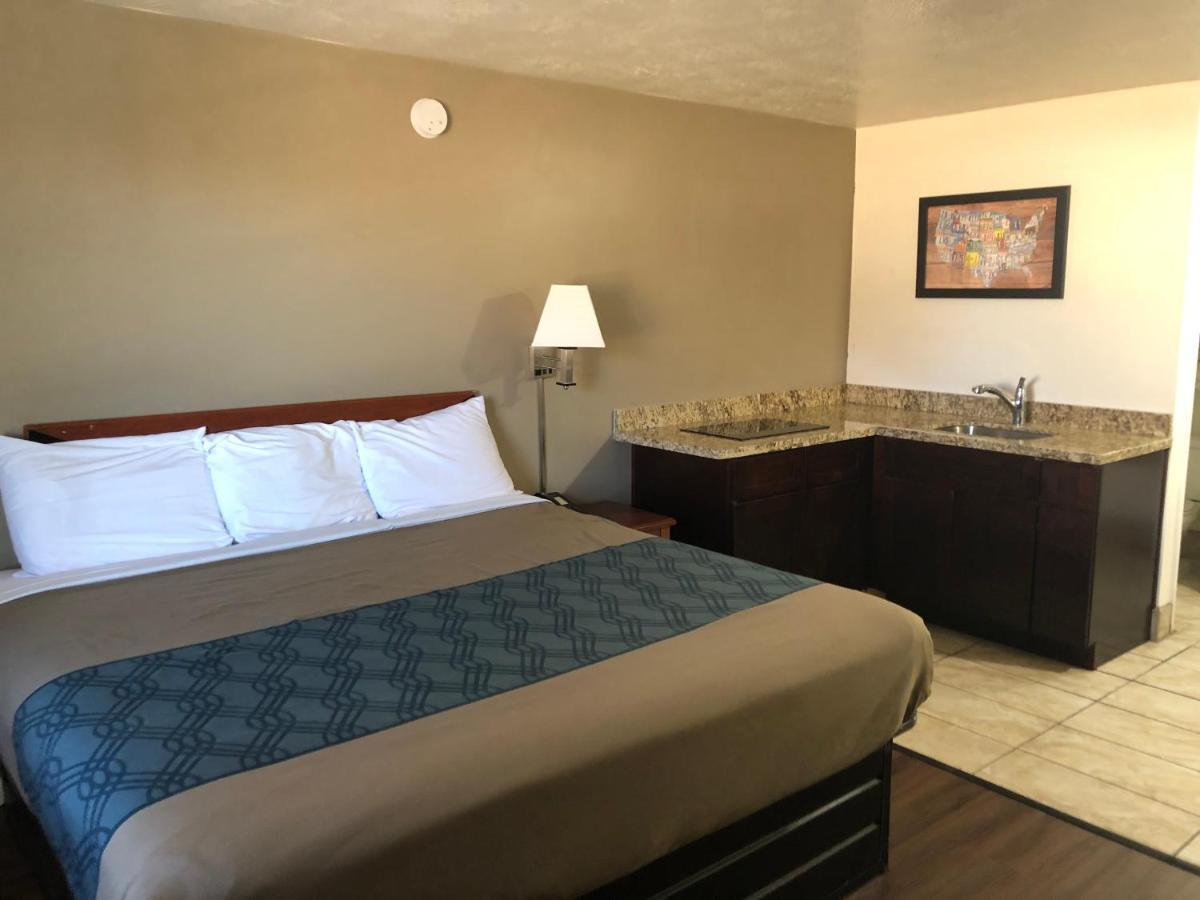Ameri-Stay Inn & Suites Clearfield Εξωτερικό φωτογραφία