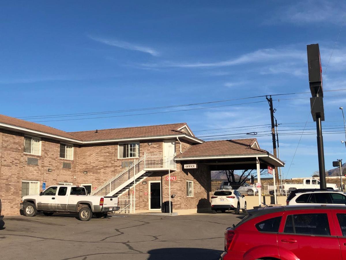 Ameri-Stay Inn & Suites Clearfield Εξωτερικό φωτογραφία