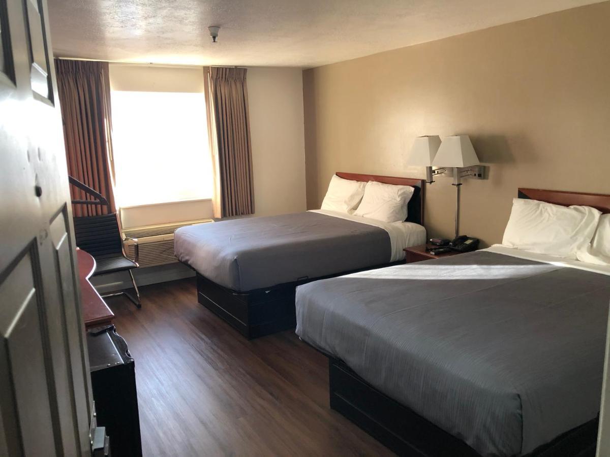 Ameri-Stay Inn & Suites Clearfield Εξωτερικό φωτογραφία