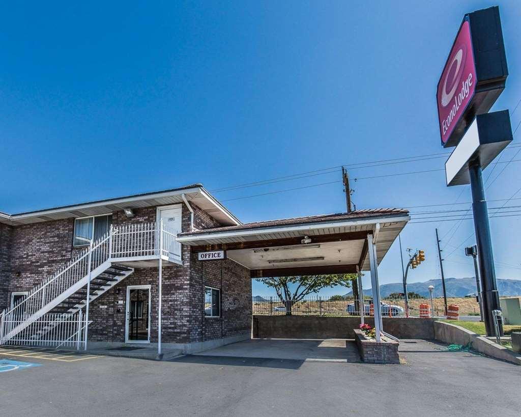 Ameri-Stay Inn & Suites Clearfield Εξωτερικό φωτογραφία